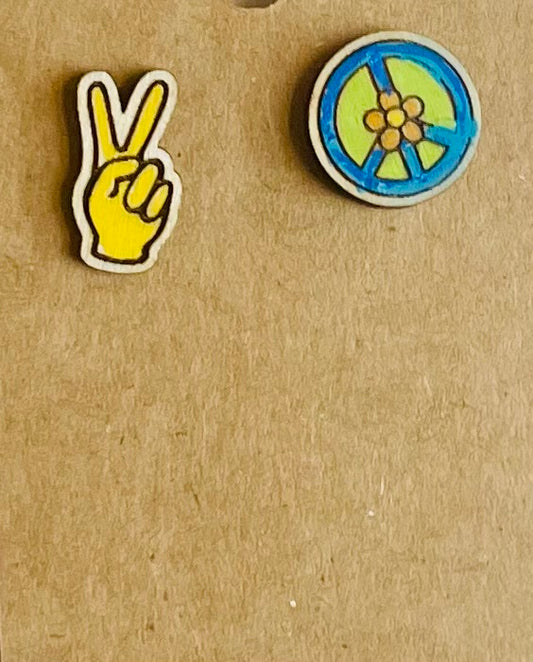 Groovy Stud Earrings