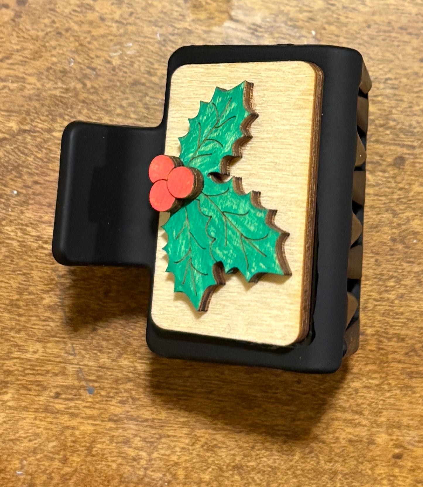 2” 3D Holly Jolly Claw Clip