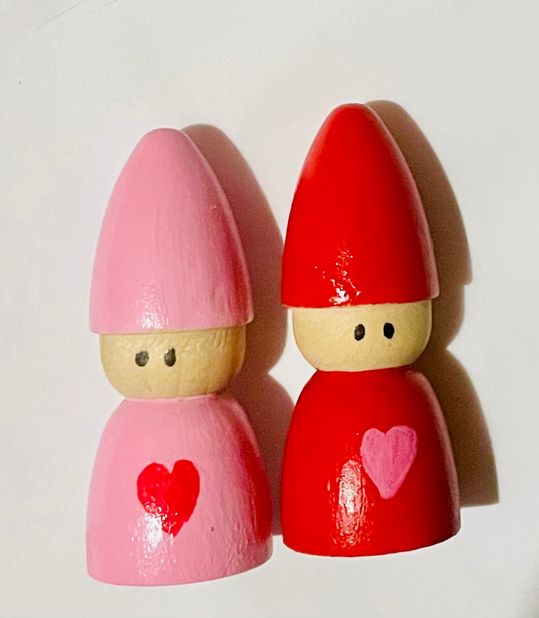 Valentine Gnome Peg Doll Set