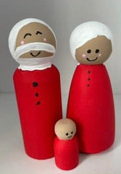 Claus Family Pegs