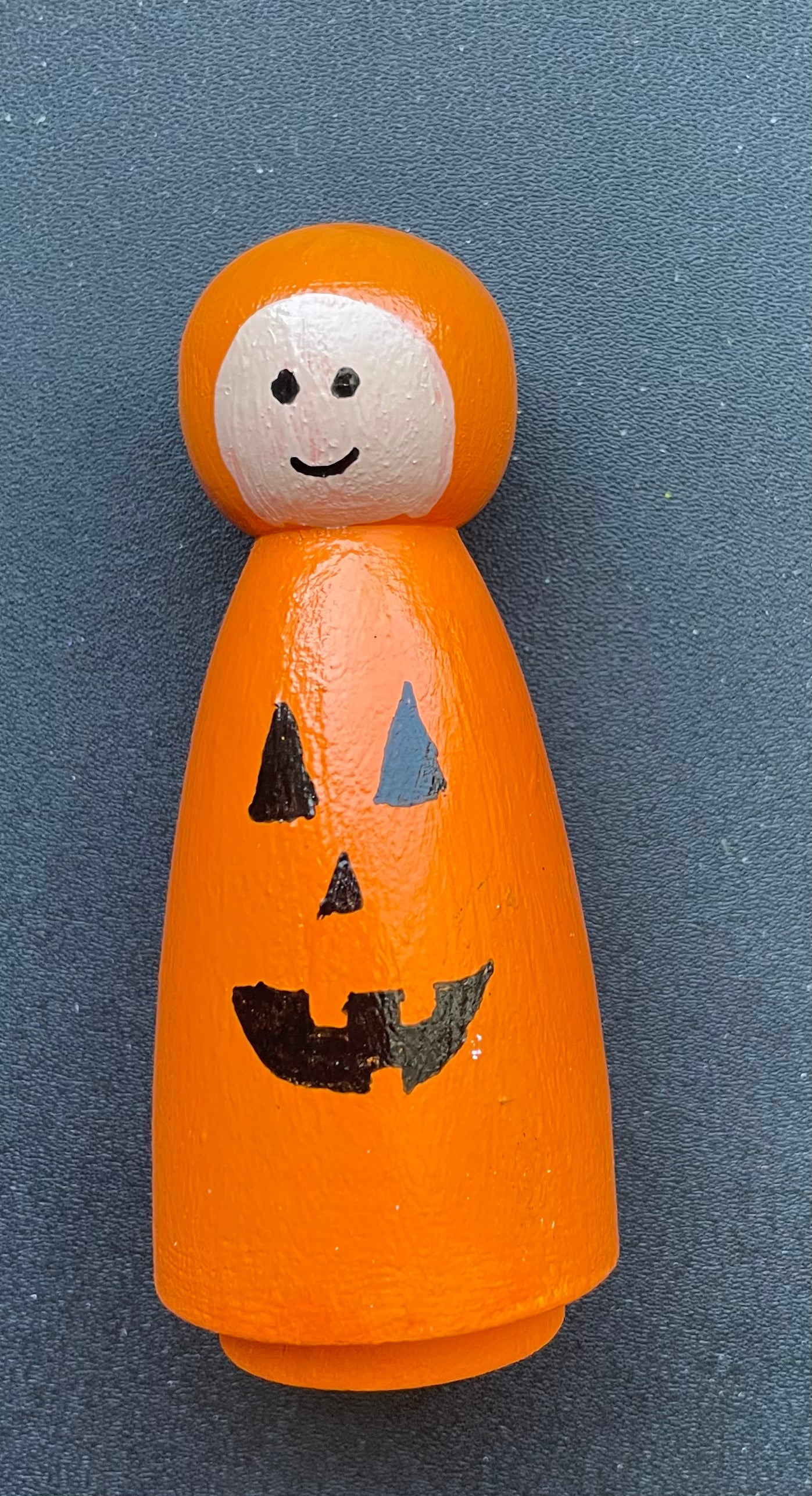 3.5” Kid Jackolantern Peg Doll