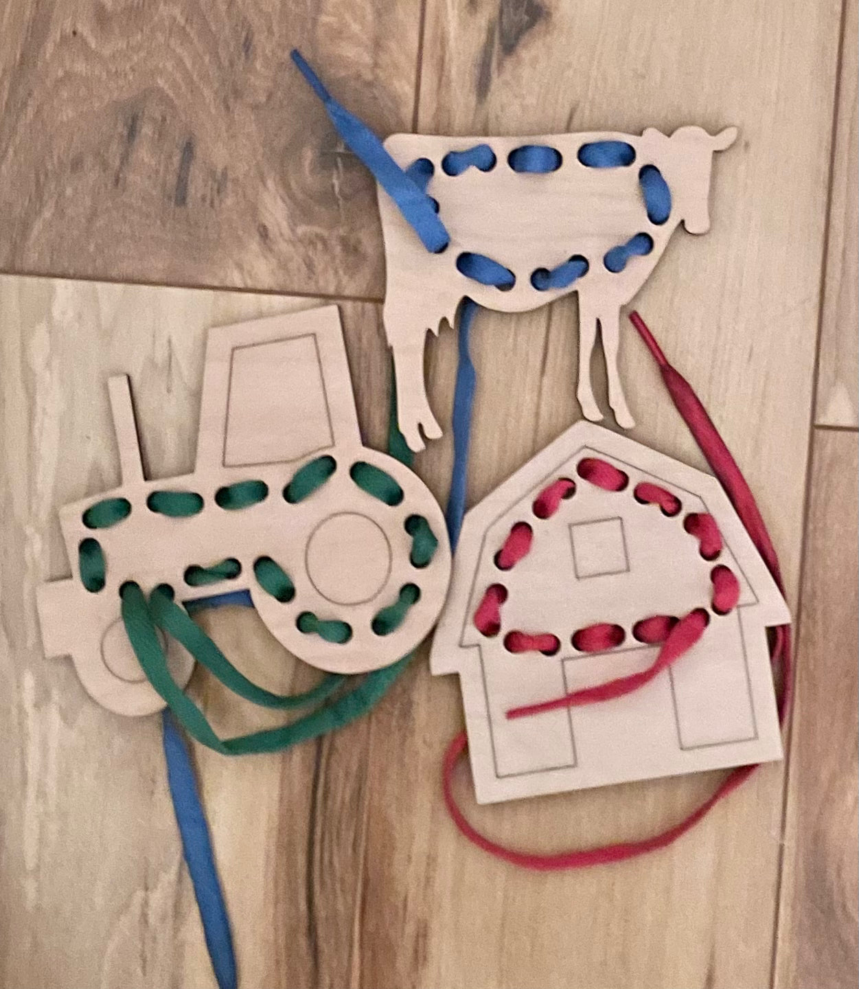 Farm Lacing Card Set