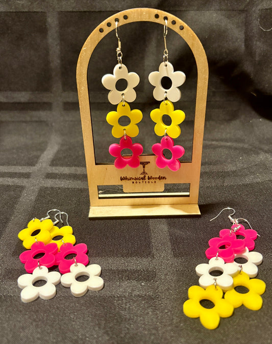Acrylic Retro Daisy Dangle Earrings