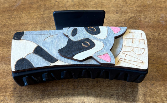 4” 3D Feral Raccoon Claw Clip