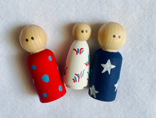 2” Patriotic Peg Doll Set