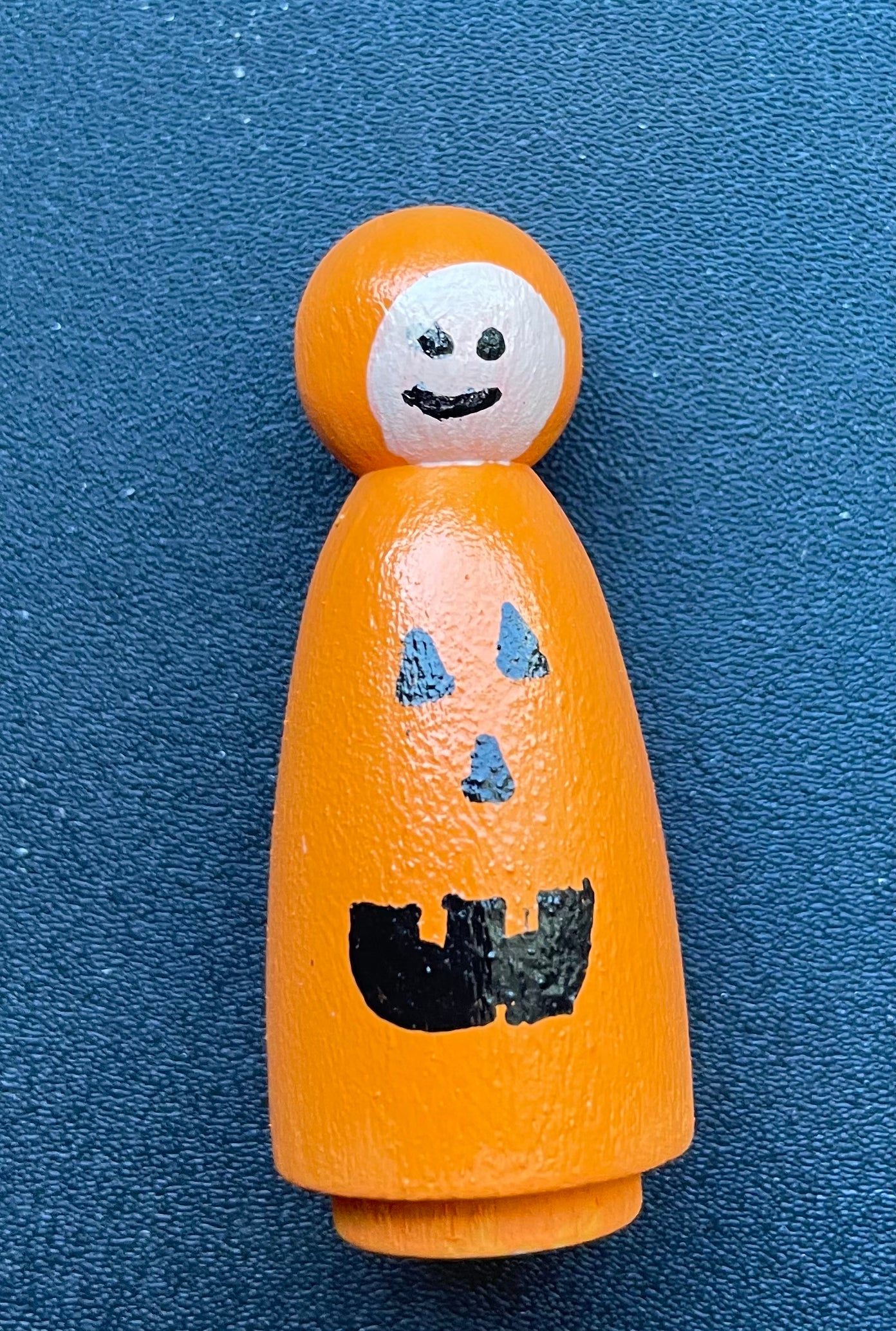 2” Kid Jackolantern Peg Doll