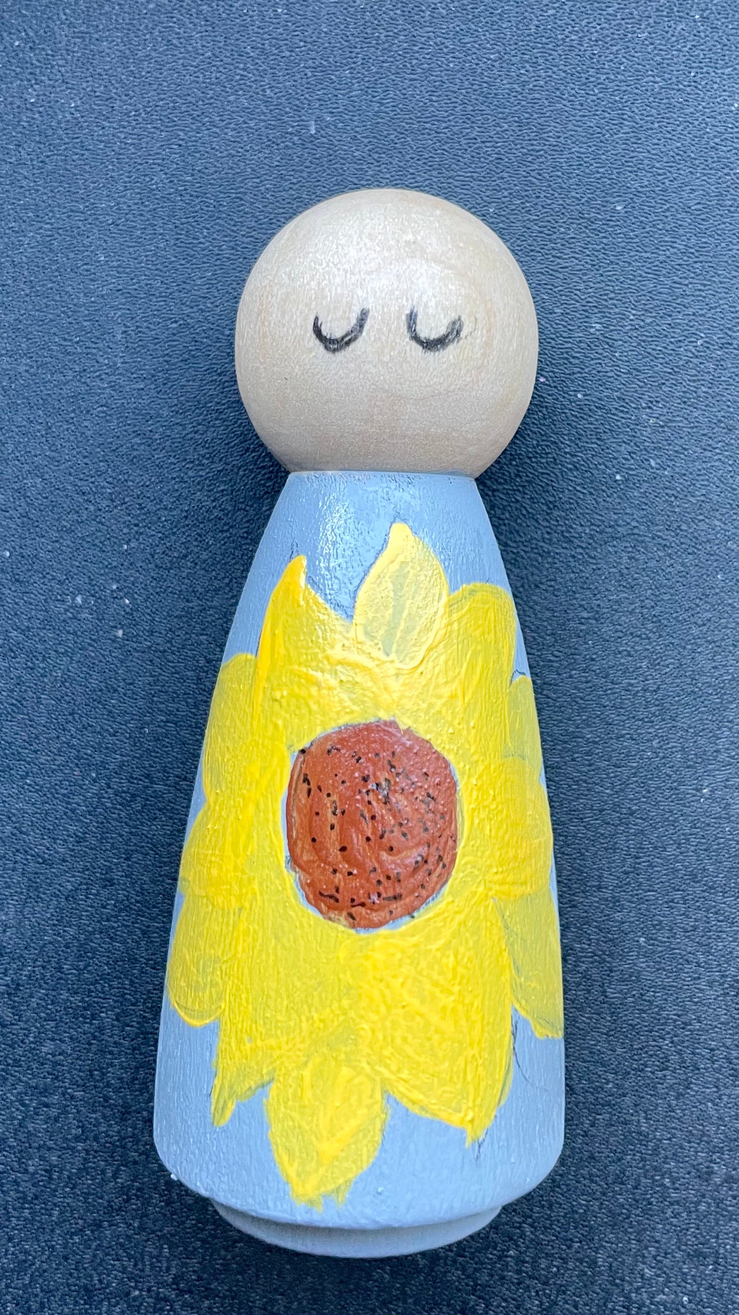 3.5” Grey Sunflower Peg Doll